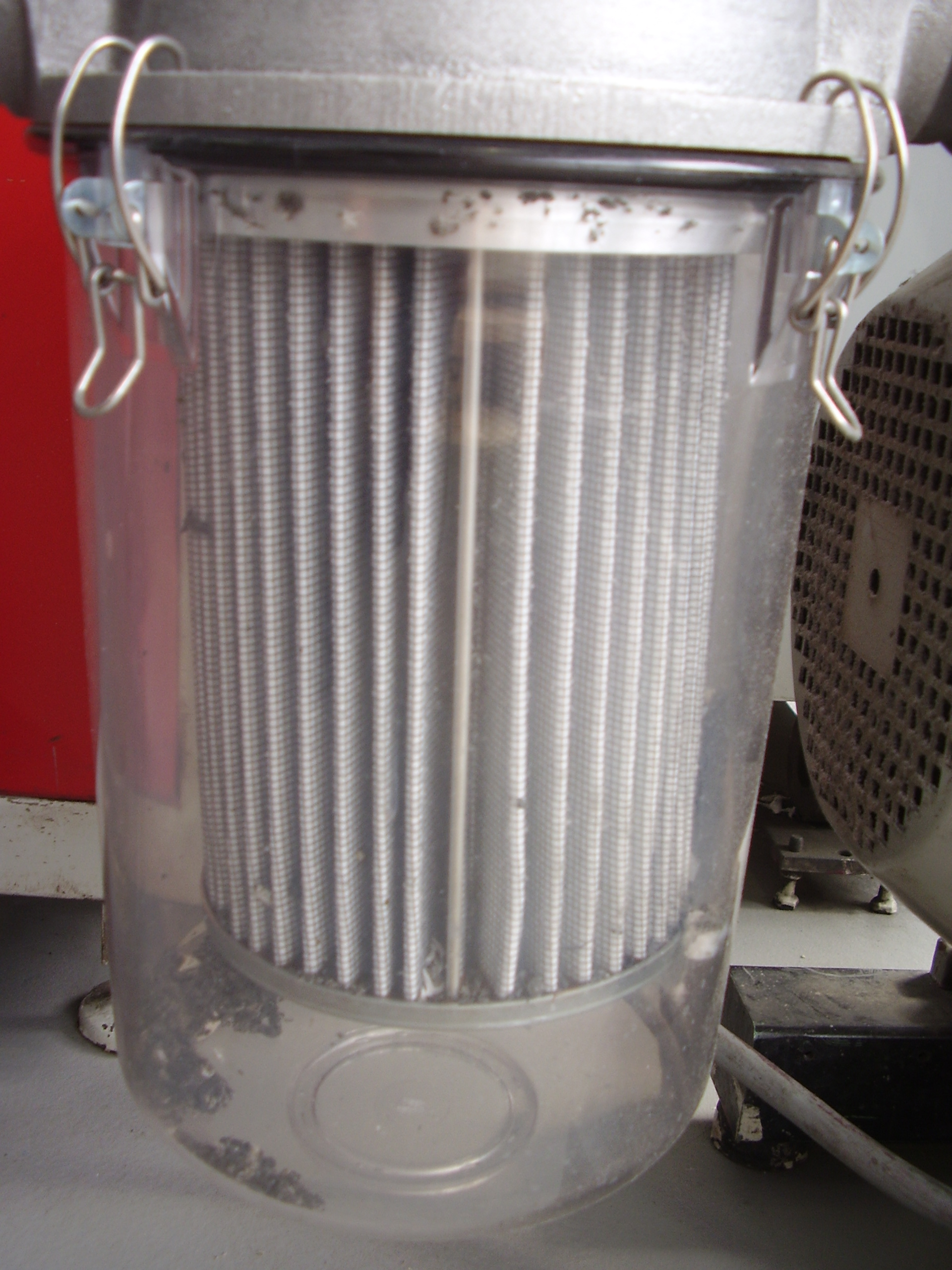 Фильтр  Solberg ST-851-251с фильтр элементом из полиэстера